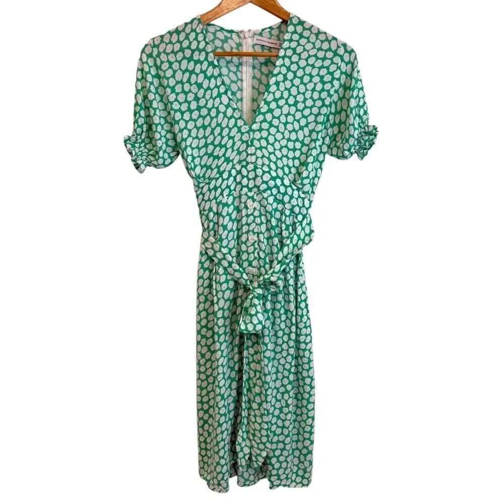 Faithfull The Brand Green and White FloralShort Sleeve Midi Dress